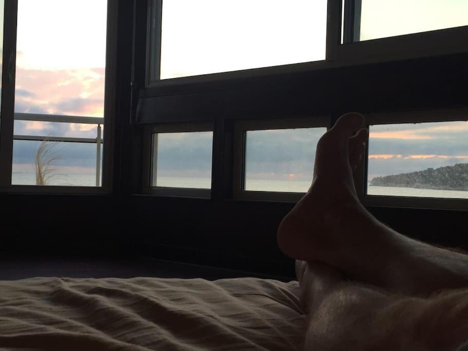 - Ocean Sunset Full View Apartment *